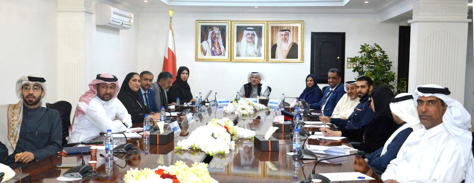 محافظ الشمالية يهنئ بمناسبة ذكرى تأسيس قوة دفاع البحرين<